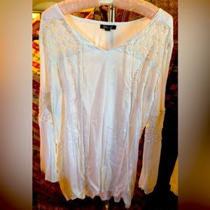 Gorgeous boho tunic with lace and bell sleeves